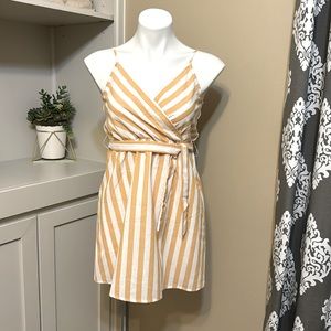 Strappy sun dress for tween